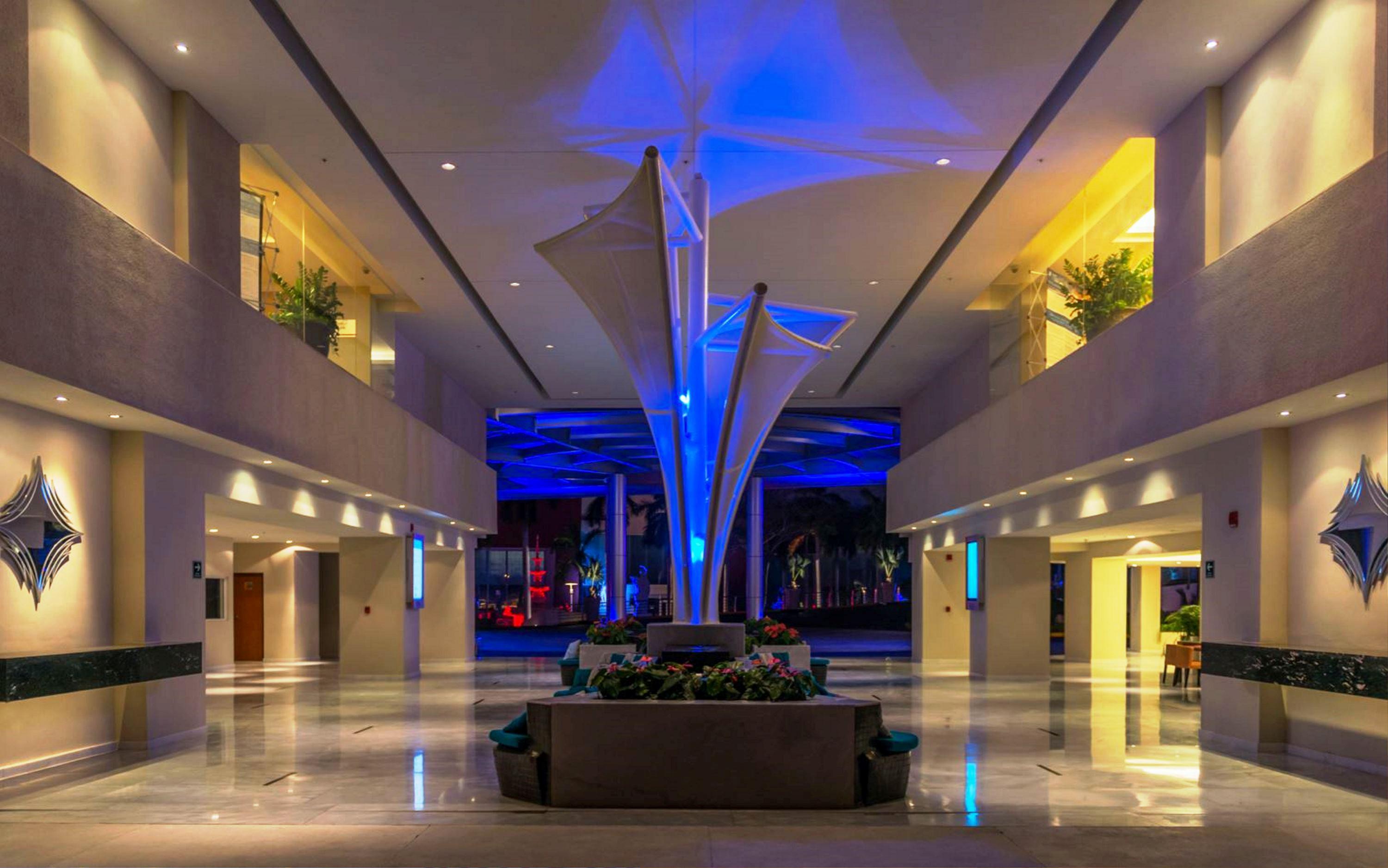 Palacio Mundo Imperial Riviera Diamante Акапулко Екстериор снимка The lobby of the hotel